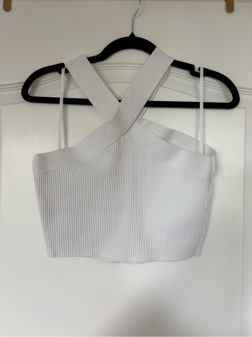 Babaton White Crisscross Ribbed Crop Top